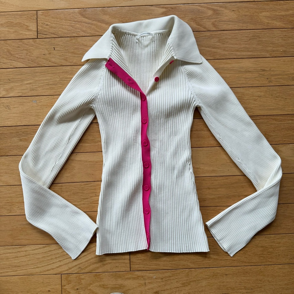 Anthropology button up cardigan 
Size S
